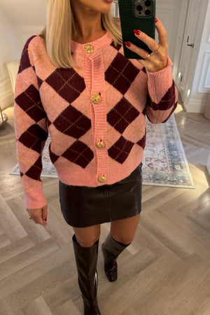 PINK AND BURGANDY ARGYLE CARDIGAN