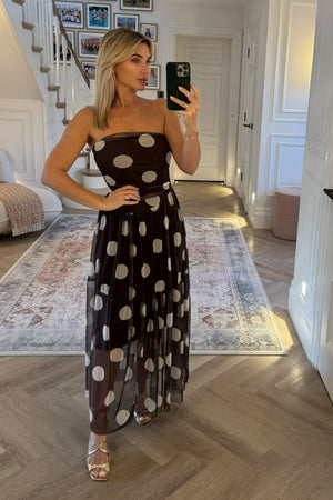 STRAPLESS BROWN DRESS WITH POLKA DOTS