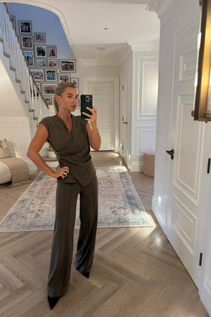 SUPER SOFT BROWN SLEEVELESS CO-ORD