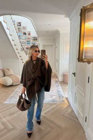 BROWN TASSLE CAPE